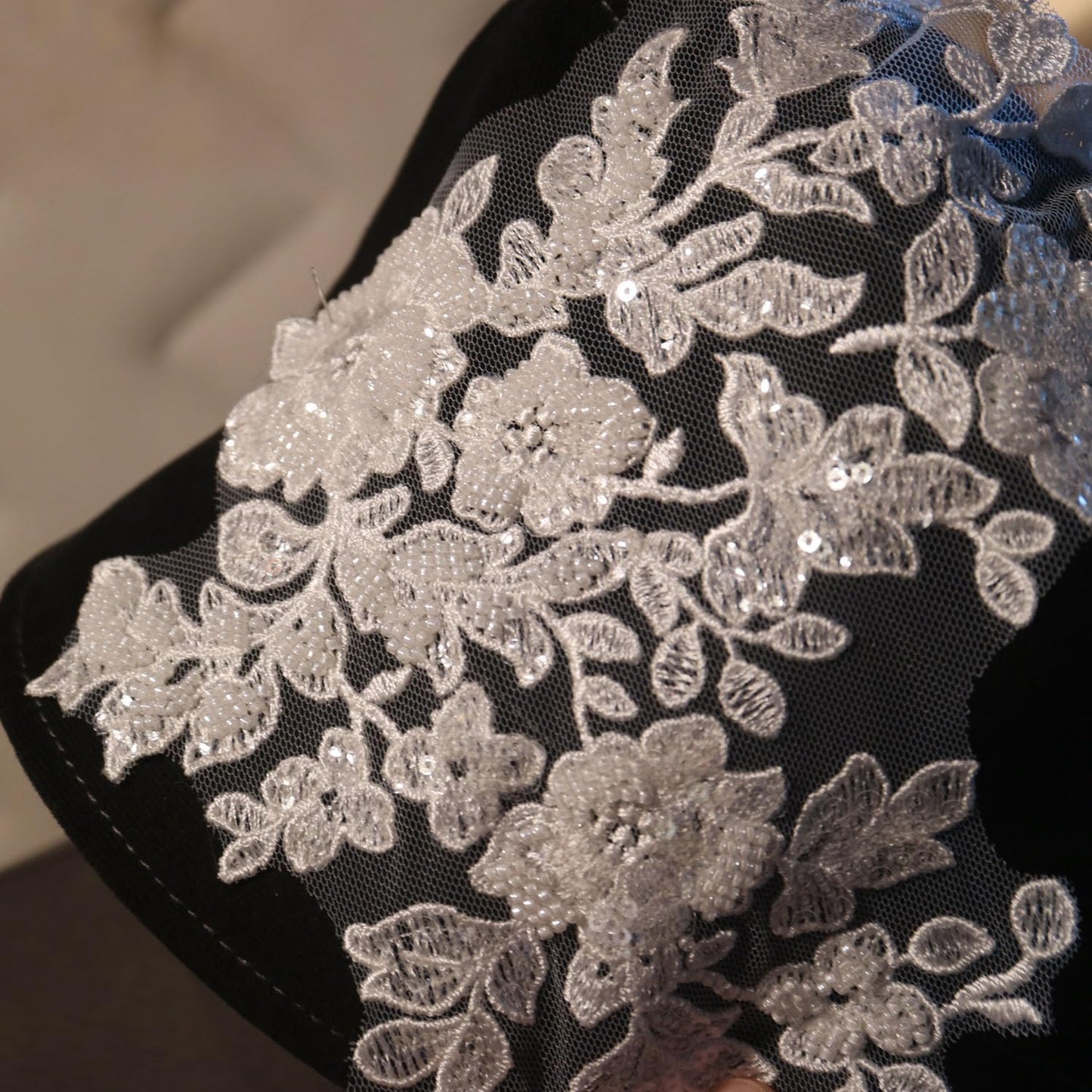 G-RUI 1yard Luxury Beaded Embroidery lace Appliques for Wedding Dresses Rhinestone lace Applique Patches Embroidery lace parches ropa (P3265)